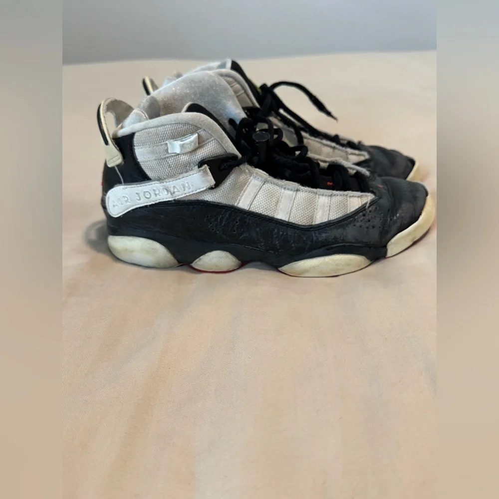 Jordan Boys Shoes 6.5Y Black Red White Used - Picture 6 of 9